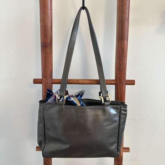 Vintage leather tote - Picture 8 of 8